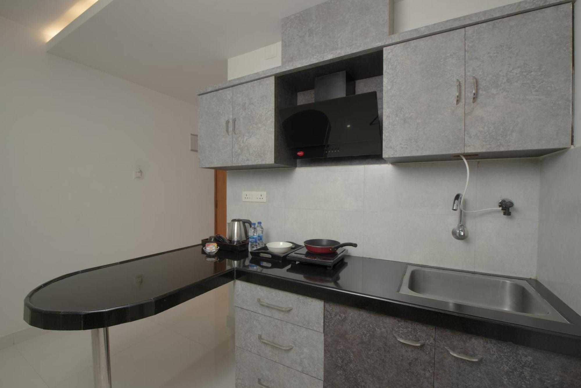 Manipal Atalia Service Apartments מראה חיצוני תמונה